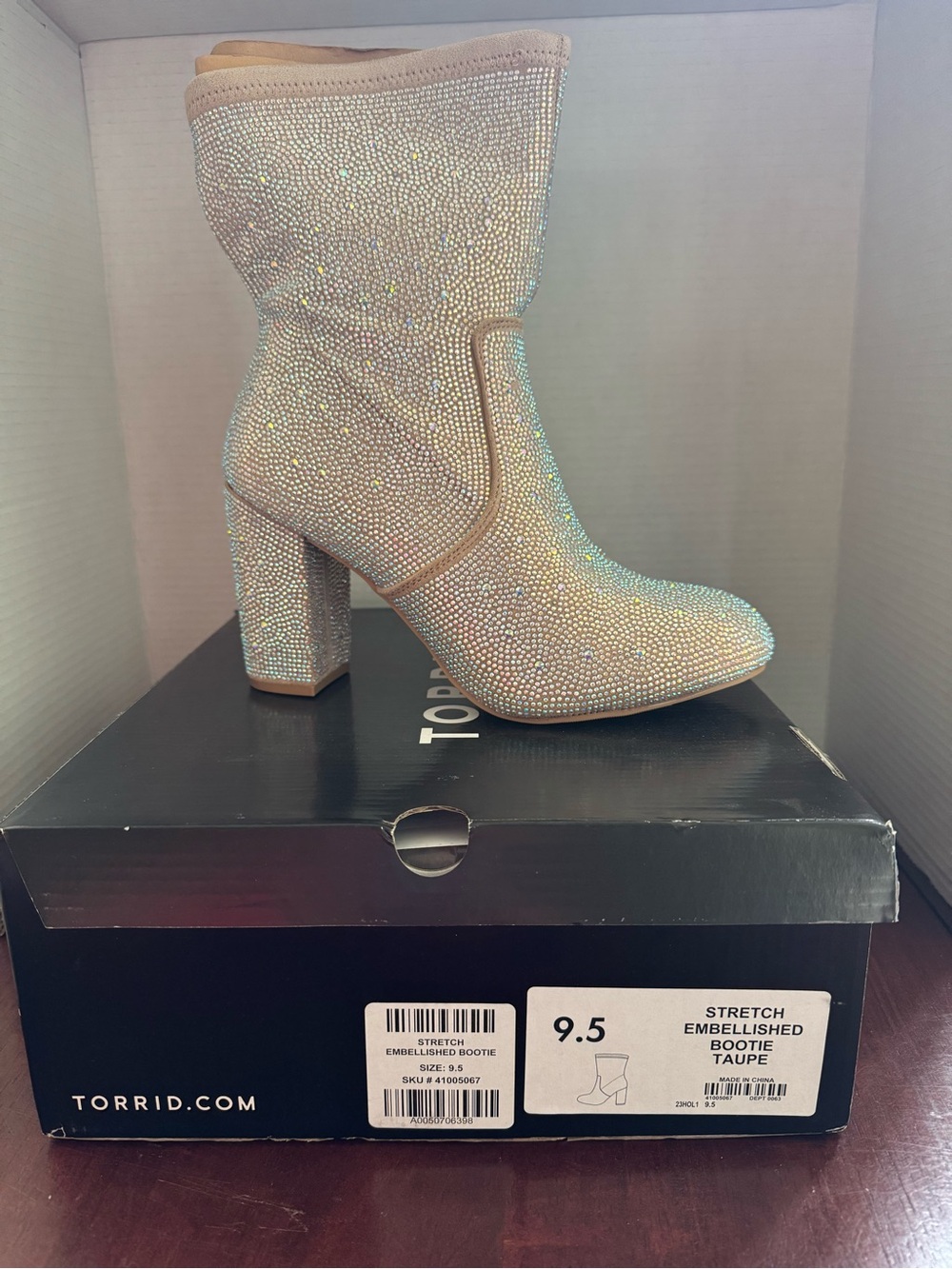 Torrid Rhinestone Embellished Stretch Booties Sz 9.5 NIB Sparkly Glam Boots